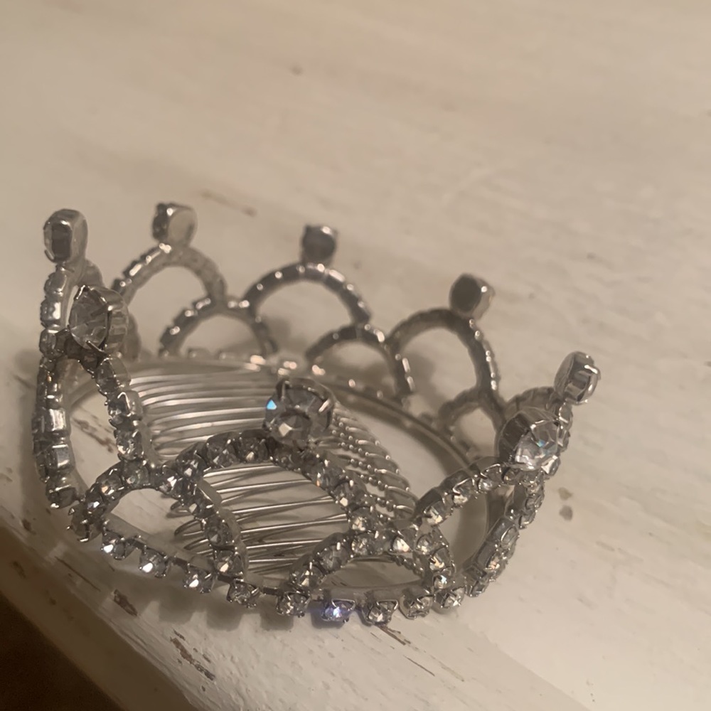 Tiny Tiara - image 7